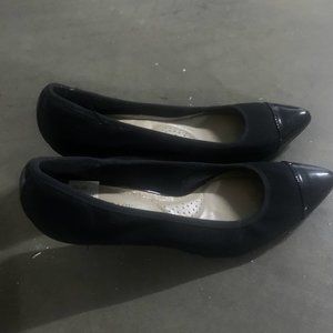 Ellen Tracy Black High Heels